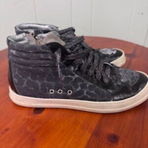 P448 Black Camo High Top Sneakers – Size 40 Womens 9.5